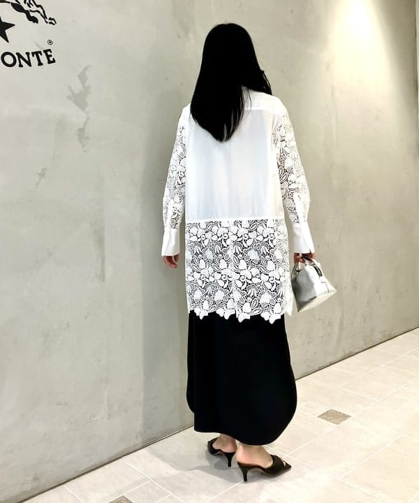 五十峯 さよさんの「BEAMS WOMEN｜GIANNI CHIARINI / メタリック ALIFA レザーショルダーバッグ S」を使ったコーディネート