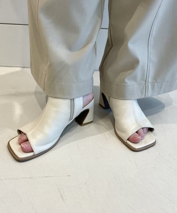 田中 里実さんの「BEAMS WOMEN｜Ray BEAMS / ブーツ サンダル 24SS」を使ったコーディネート