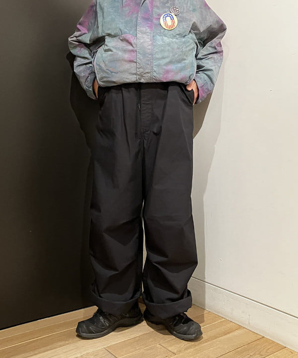 土田 達也さんの「BEAMS WOMEN｜BEAMS BOY / US ARMY オーバー パンツ」を使ったコーディネート