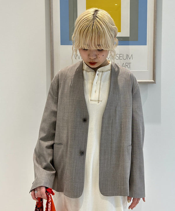 ナツハさんの「BEAMS WOMEN｜リブ ヘンリーネック ショートスリーブ ワンピース」を使ったコーディネート