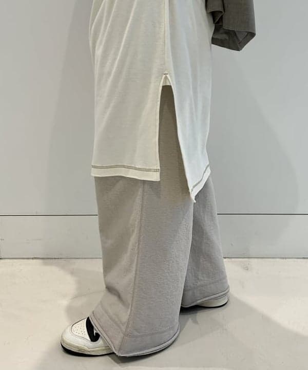 ナツハさんの「BEAMS WOMEN｜リブ ヘンリーネック ショートスリーブ ワンピース」を使ったコーディネート