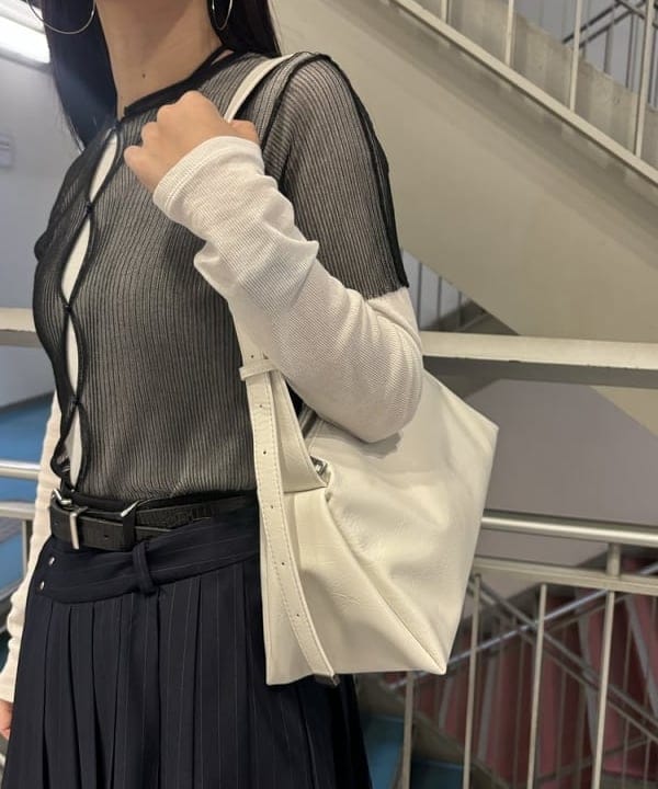 もえのさんの「BEAMS WOMEN｜テレコ リブ クルーネック トップス」を使ったコーディネート