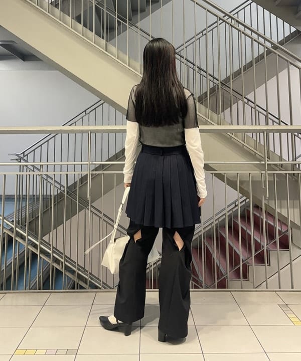 もえのさんの「BEAMS WOMEN｜テレコ リブ クルーネック トップス」を使ったコーディネート