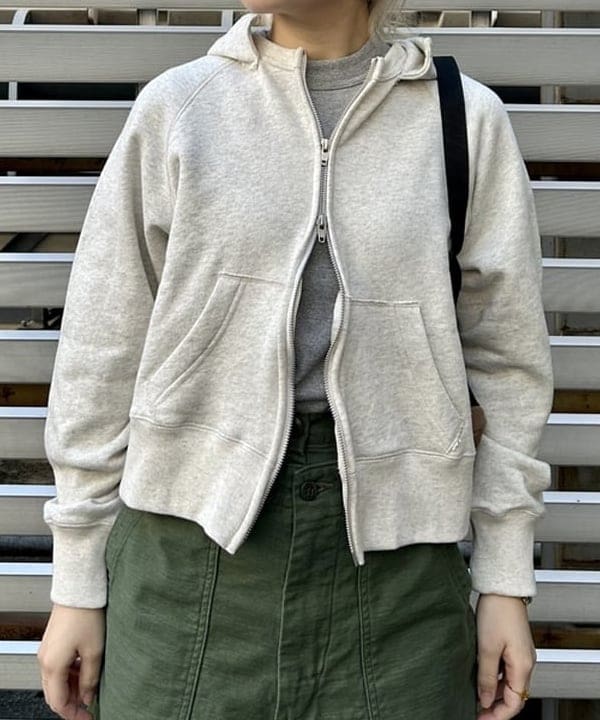 ナツハさんの「BEAMS WOMEN｜ボーイ ベーシック Tシャツ」を使ったコーディネート