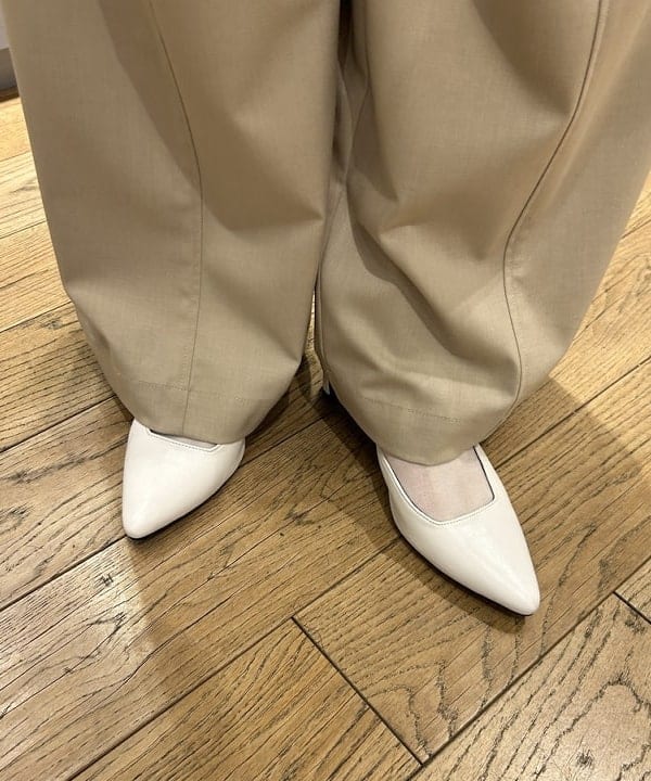 ayaneさんの「BEAMS WOMEN｜Ray BEAMS / ポインテッド ベルト ミュール」を使ったコーディネート