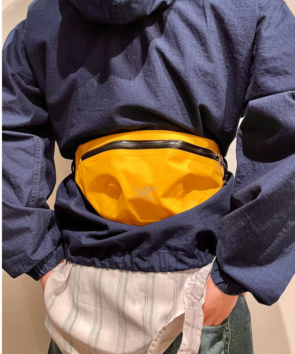佐藤 大斗さんの「BEAMS WOMEN｜BEAMS PLUS / MIL Smock Indigo Rip Stop」を使ったコーディネート