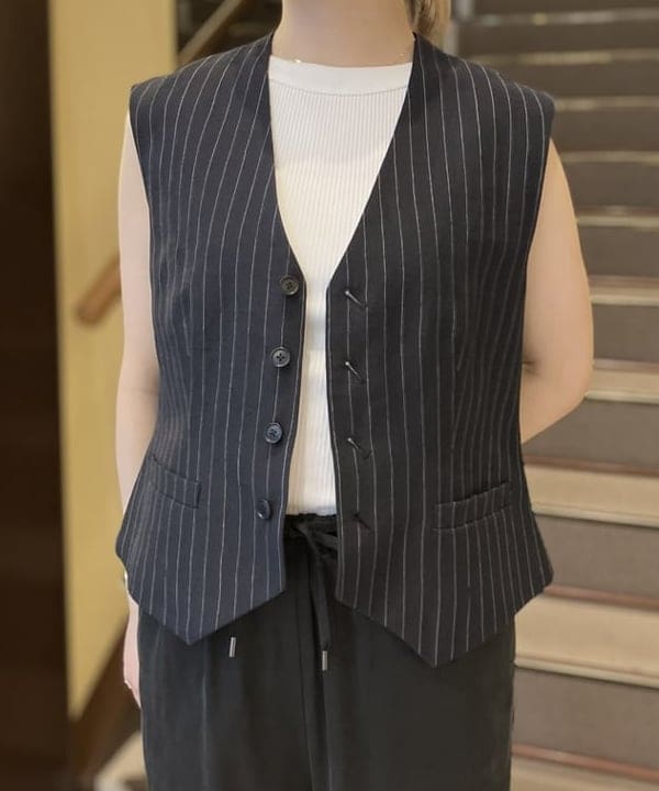 蒲原 捺美さんの「BEAMS WOMEN｜ポインテッド ヌードサンダル .M」を使ったコーディネート