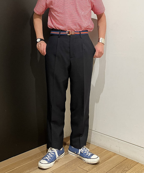 土田 達也さんの「BEAMS WOMEN｜BEAMS BOY / ポリエステル ウール シンチ バック スラックス」を使ったコーディネート