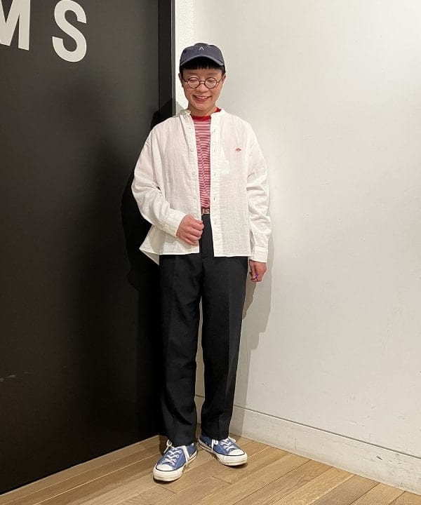 土田 達也さんの「BEAMS WOMEN｜BEAMS BOY / ポリエステル ウール シンチ バック スラックス」を使ったコーディネート