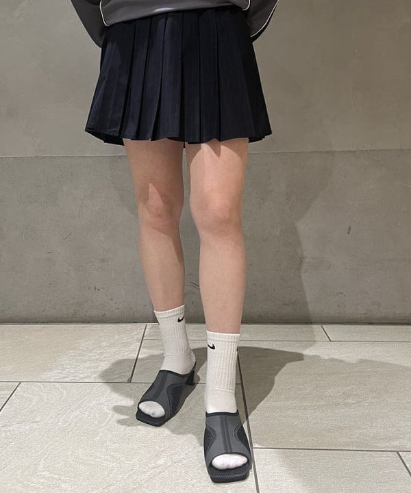 前田 優衣さんの「BEAMS WOMEN｜Ray BEAMS / メッシュ リフレクター ミュール」を使ったコーディネート