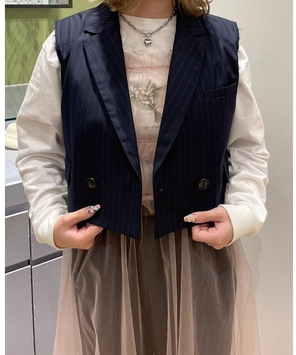 chikaさんの「BEAMS WOMEN｜マリンチェーン マンテル ハート ネックレス」を使ったコーディネート