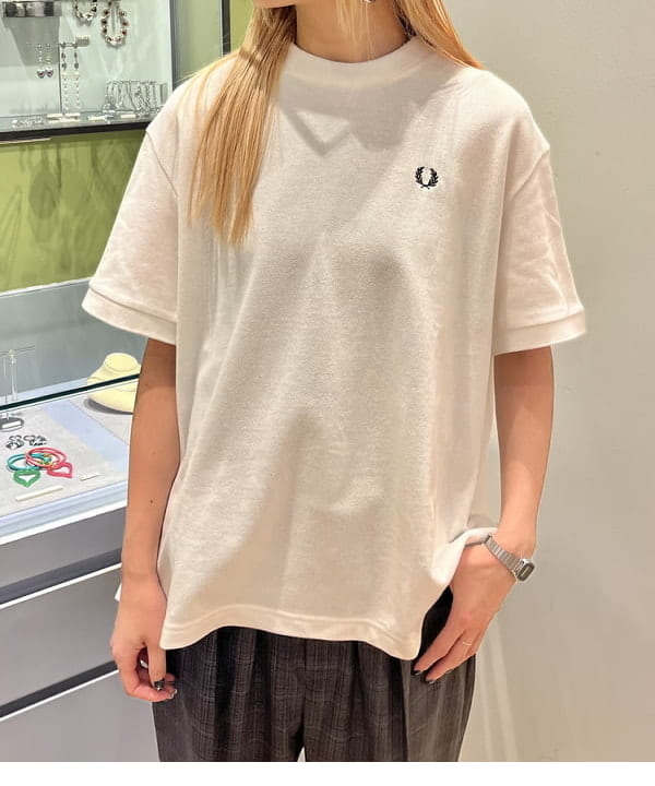 イトウミサキさんの「BEAMS WOMEN｜FARAH / Tow Tuck Wide Tapered Pants 24SS」を使ったコーディネート