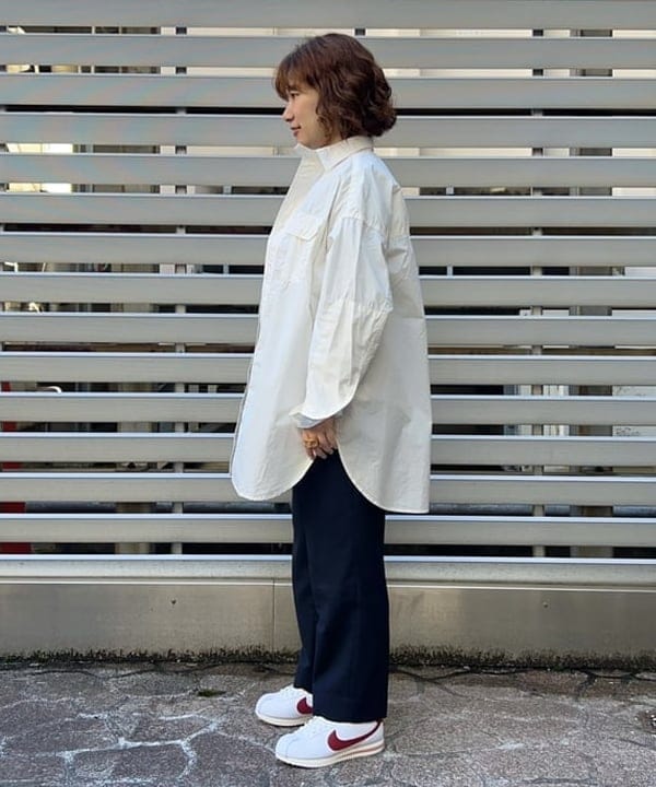 まつむさんの「BEAMS WOMEN｜BEAMS BOY / ポリエステル ウール シンチ バック スラックス」を使ったコーディネート