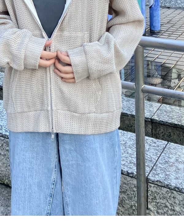 はるひむさんの「BEAMS WOMEN｜メッシュ ジップ フーディ」を使ったコーディネート