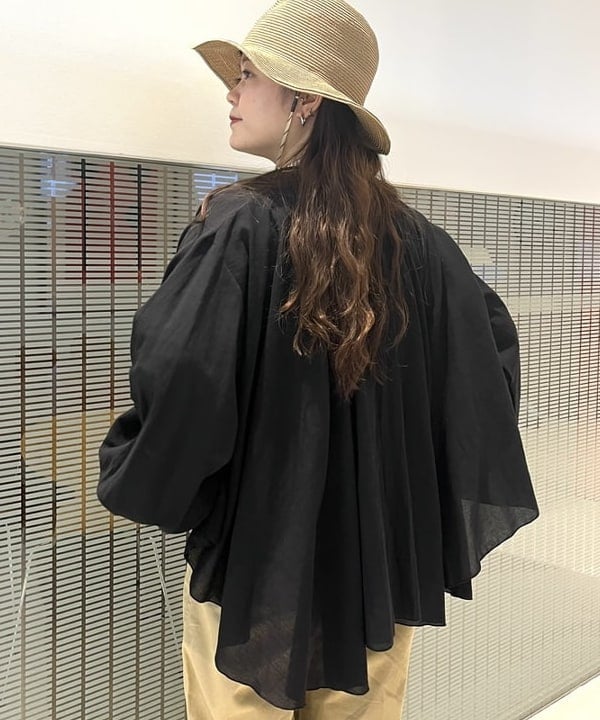 カスタニ モモノさんの「BEAMS WOMEN｜BEAMS BOY / ミリタリー チノパンツ」を使ったコーディネート