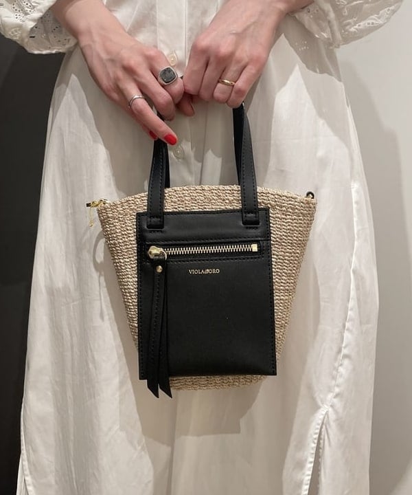 makita mikaさんの「BEAMS WOMEN｜【別注】TICCA / レース パフスリーブワンピース」を使ったコーディネート