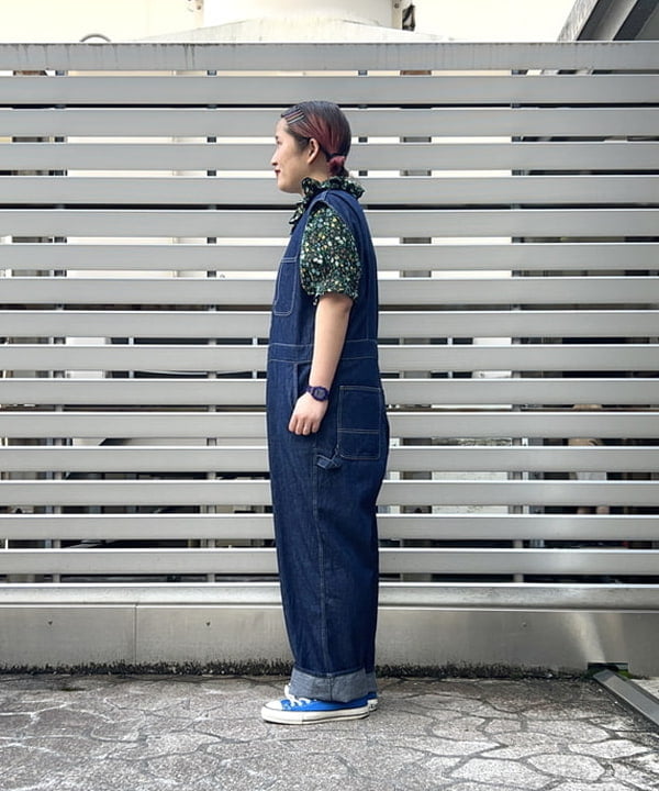 Kyooka Sayakaさんの「BEAMS WOMEN｜BEAMS BOY / イレギュラー カット バンダナ」を使ったコーディネート