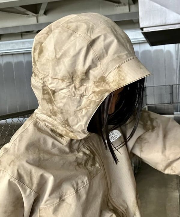 翔さんの「BEAMS WOMEN｜THE NORTH FACE / Novelty Venture Jacket」を使ったコーディネート