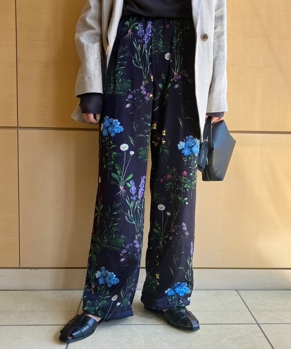 SAKAIさんの「BEAMS WOMEN｜Demi-Luxe BEAMS /  ダブル ブレスト リネン ジャケット」を使ったコーディネート