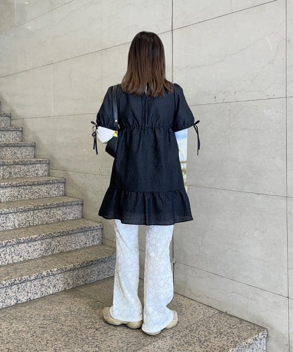 田中 里実さんの「BEAMS WOMEN｜Ray BEAMS / カット レース シアー パンツ」を使ったコーディネート
