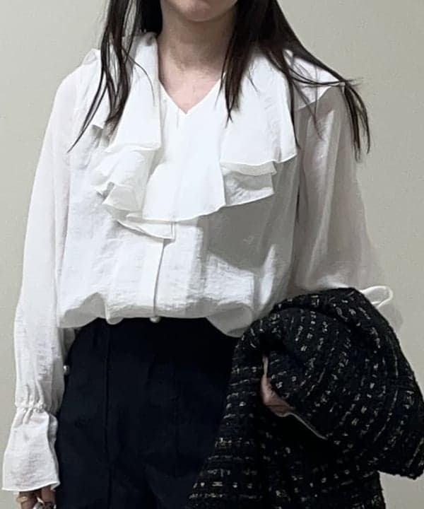 関 桂子さんの「BEAMS WOMEN｜NOMADIS / LIEN イントレチャート  バッグ」を使ったコーディネート
