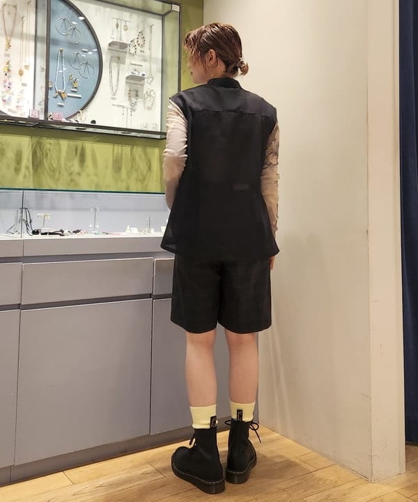 saori KATOさんの「BEAMS WOMEN｜FARAH / Two Tuck Wide Shorts」を使ったコーディネート