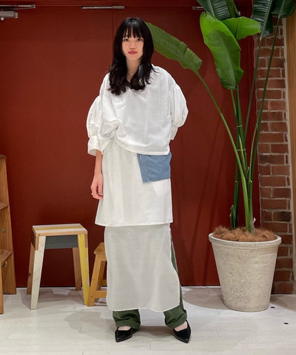 サカサイスズカさんの「BEAMS WOMEN｜maturely / Lawn Gather Stitch Smock」を使ったコーディネート