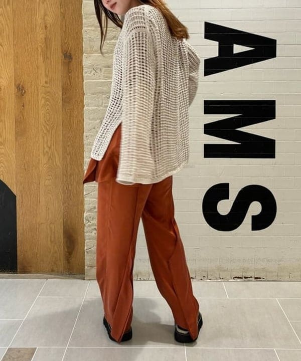 モモさんの「BEAMS WOMEN｜maturely / FibrilSatin Blouse」を使ったコーディネート