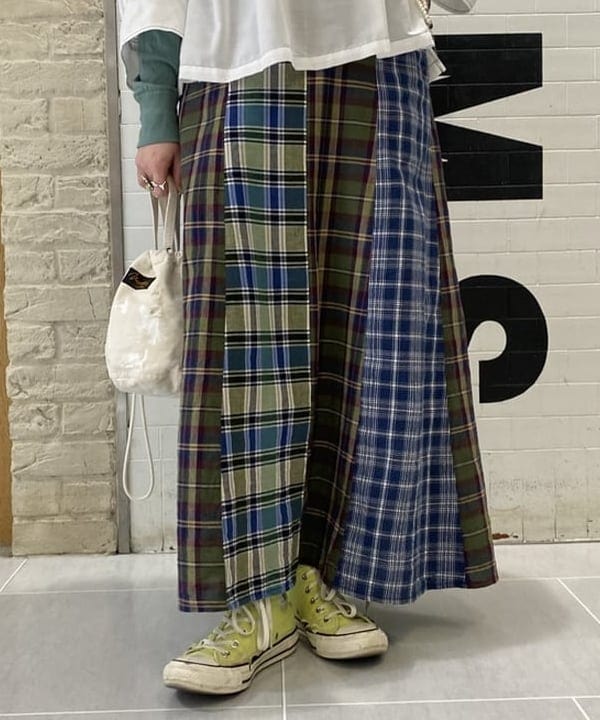 木村 海侑さんの「BEAMS WOMEN｜BEAMS BOY / 樹脂 パール ロング ネックレス」を使ったコーディネート