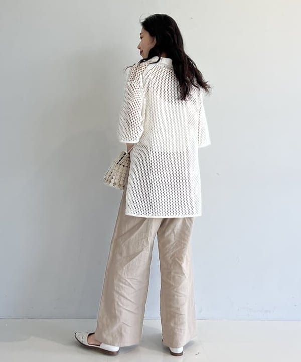 中丸　栞さんの「BEAMS WOMEN｜リネン リラクシーパンツ .M」を使ったコーディネート