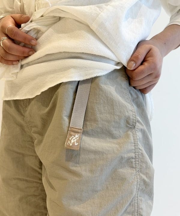 ナガオカ サキさんの「BEAMS WOMEN｜BEAMS BOY / コットン リネン フリル ギャザー ショートスリーブ」を使ったコーディネート