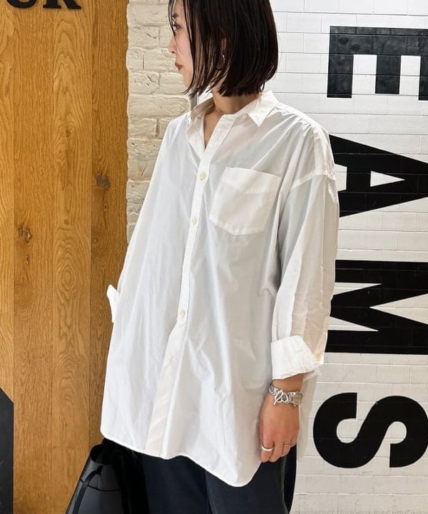 川口 恵さんの「BEAMS WOMEN｜BEAMS BOY / サイド ライン イージー パンツ」を使ったコーディネート