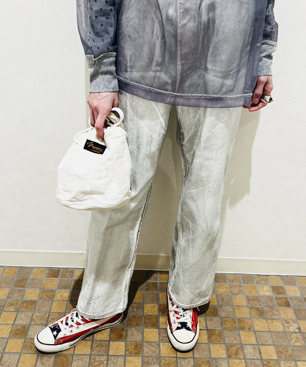 ひるてぃさんの「BEAMS WOMEN｜Ray BEAMS / 箔プリント デニムパンツ」を使ったコーディネート