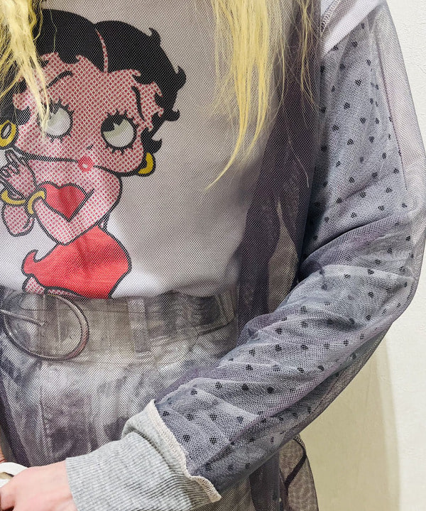 ひるてぃさんの「BEAMS WOMEN｜Ray BEAMS / 箔プリント デニムパンツ」を使ったコーディネート