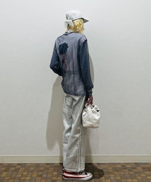 ひるてぃさんの「BEAMS WOMEN｜Ray BEAMS / 箔プリント デニムパンツ」を使ったコーディネート