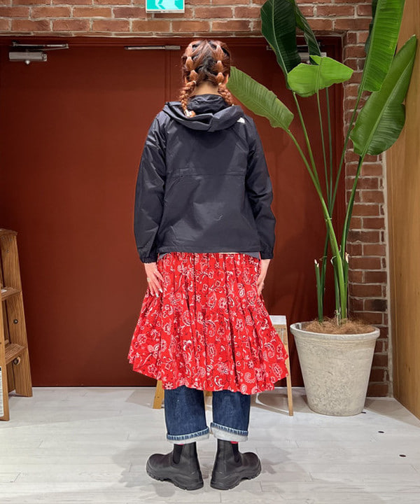 エノモト アミさんの「BEAMS WOMEN｜ナンバリング タンク」を使ったコーディネート