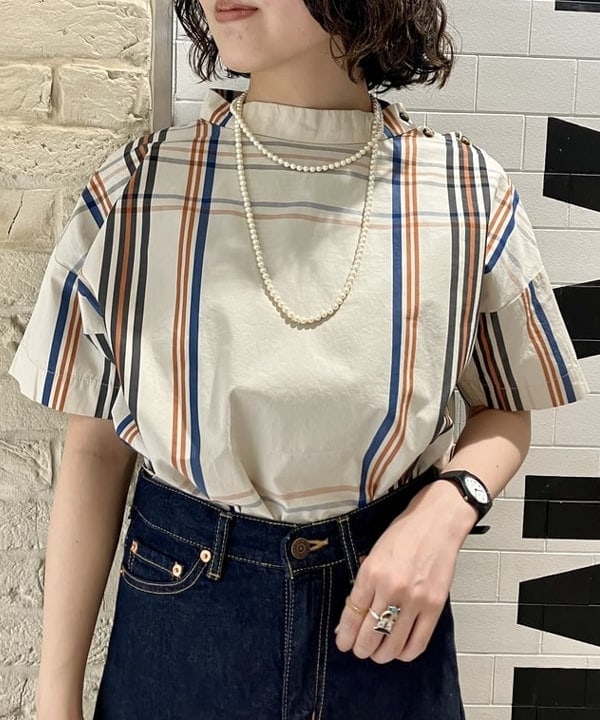 小原 もこさんの「BEAMS WOMEN｜BEAMS BOY / イレギュラー カット バンダナ」を使ったコーディネート