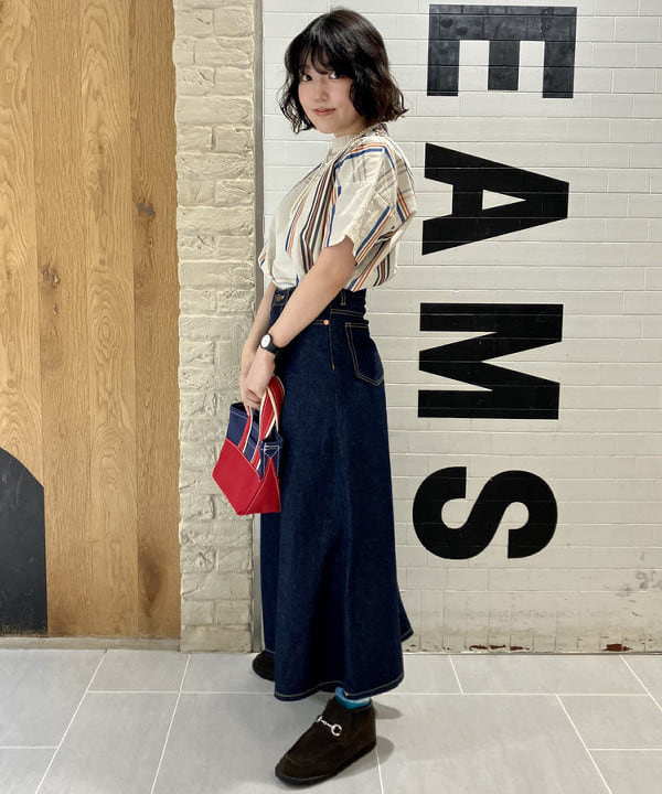 小原 もこさんの「BEAMS WOMEN｜BEAMS BOY / イレギュラー カット バンダナ」を使ったコーディネート