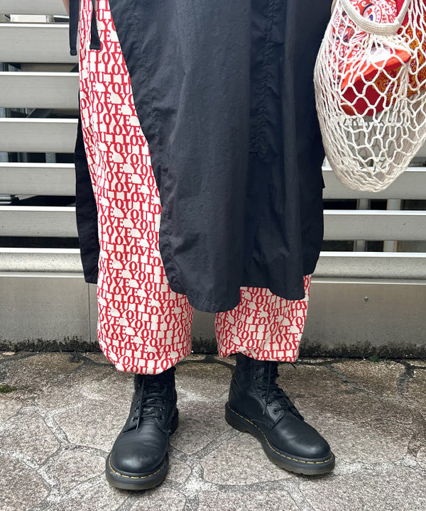 Kyooka Sayakaさんの「BEAMS WOMEN｜BEAMS BOY / イレギュラー バンダナ バッグ」を使ったコーディネート