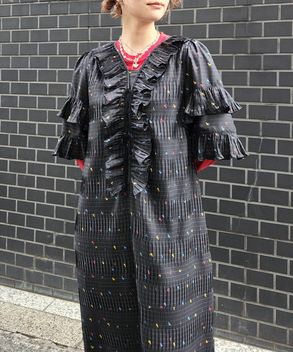 saori KATOさんの「BEAMS WOMEN｜Ray BEAMS / マリンチェーン マンテル ハート ネックレス」を使ったコーディネート