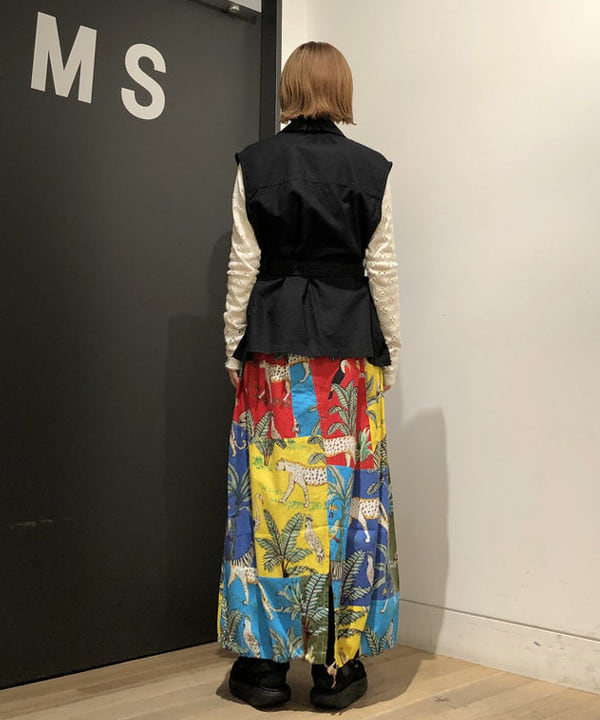 おはぎ(萩原)さんの「BEAMS WOMEN｜MBT / KISUMU CLASSIC」を使ったコーディネート