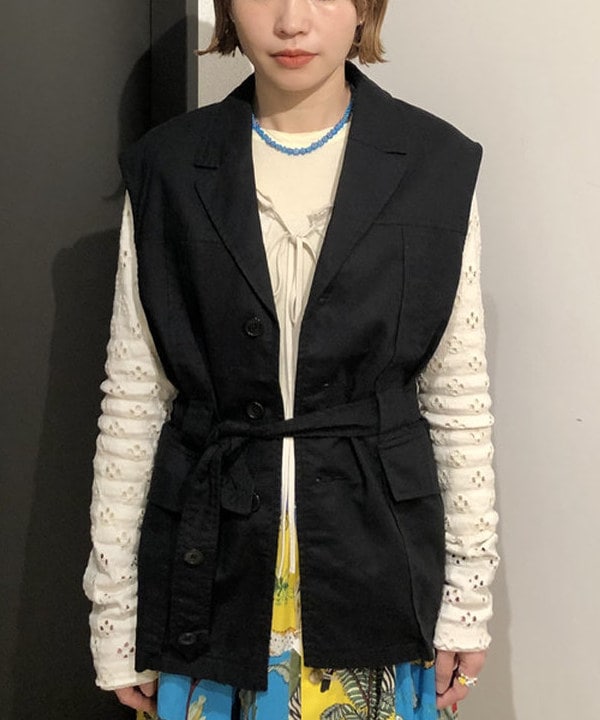 おはぎ(萩原)さんの「BEAMS WOMEN｜MBT / KISUMU CLASSIC」を使ったコーディネート