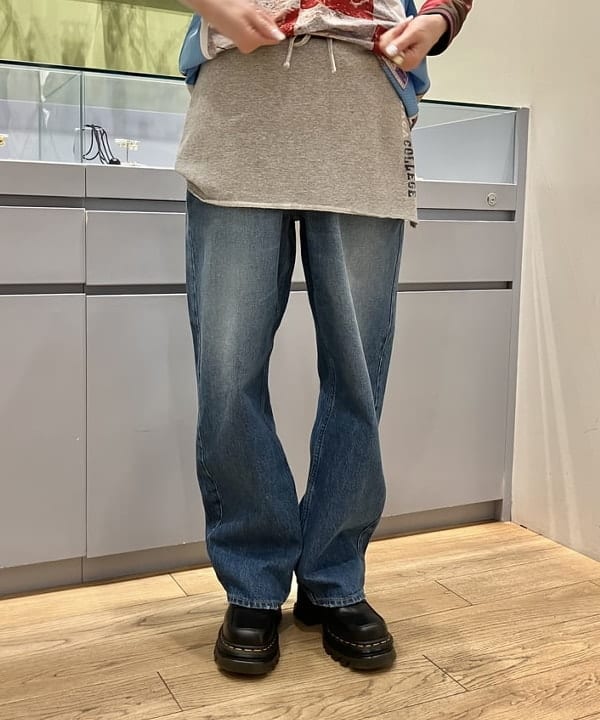 イトウミサキさんの「BEAMS WOMEN｜マリンチェーン マンテル ハート ネックレス」を使ったコーディネート