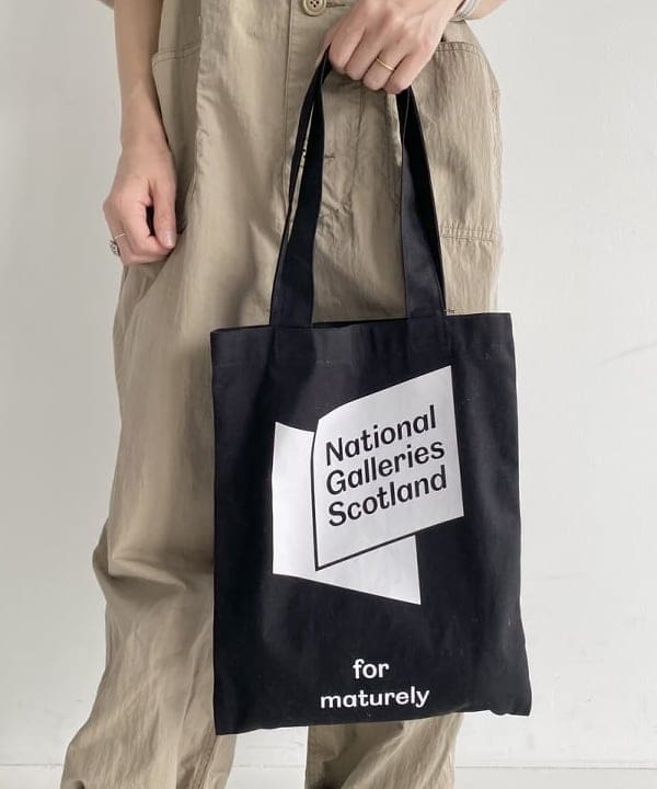 Kaoru Sakumaさんの「BEAMS WOMEN｜National Galleries Of Scotland × maturely / 別注 Print Bag」を使ったコーディネート