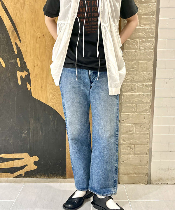 笠井 祐希さんの「BEAMS WOMEN｜orSlow / 別注 No.8 DENIM」を使ったコーディネート