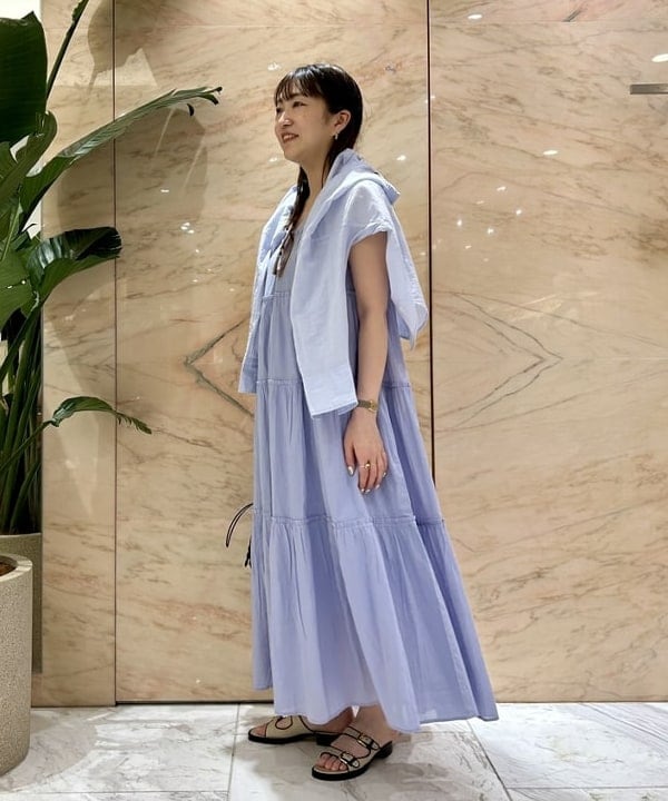 西村 章代さんの「BEAMS WOMEN｜Demi-Luxe BEAMS /  KHADI オーバーシャツ」を使ったコーディネート