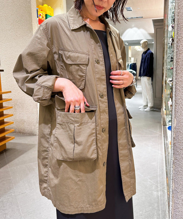 川口 恵さんの「BEAMS WOMEN｜ARROW NOVELTY × BEAMS BOY / 別注 コンチョ コンビ ブレスレット」を使ったコーディネート