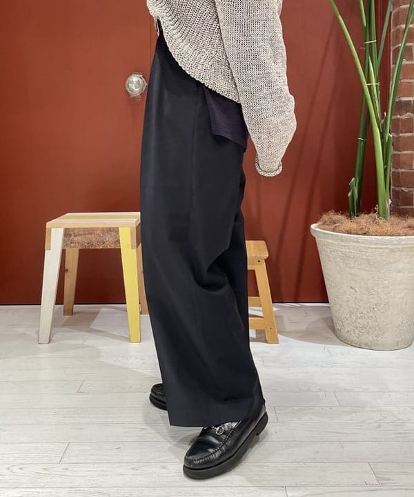 サカサイスズカさんの「BEAMS WOMEN｜maturely / 2Way Stretch Tuck Slacks」を使ったコーディネート