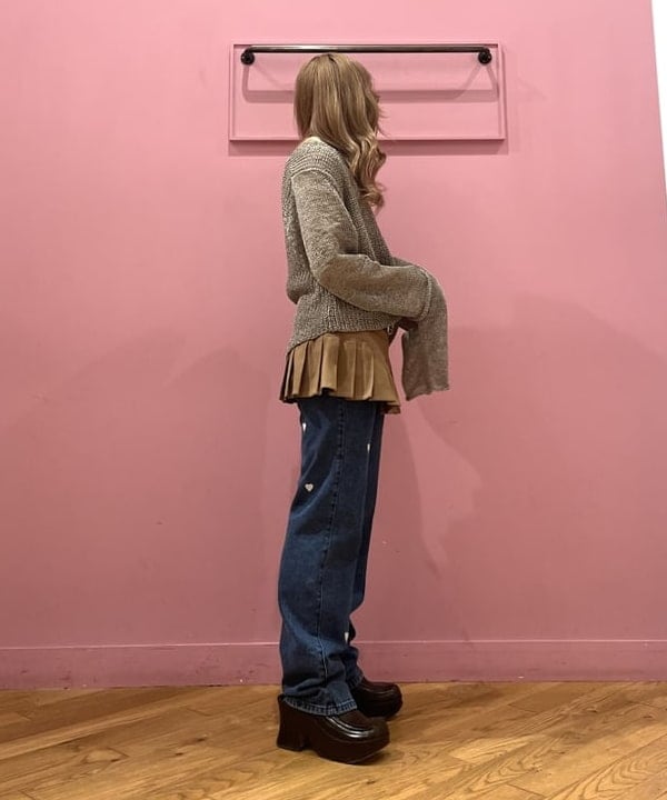 コスゲさんの「BEAMS WOMEN｜BEAMS BOY / Uネック ビッグ プルオーバー」を使ったコーディネート
