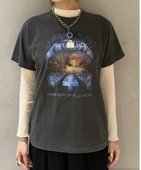 シマダリツコさんの「BEAMS WOMEN｜GOOD ROCK SPEED × Ray BEAMS / 別注 ROCK Tシャツ」を使ったコーディネート